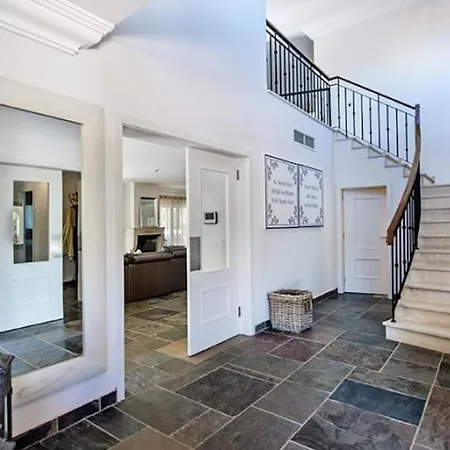 Pureza Elegant And Luxurious 6 Bedroom With Cinema Games And 2 Pools Villa *