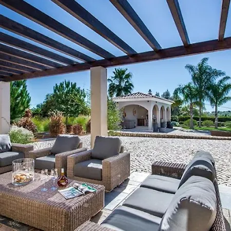 Pureza Elegant And Luxurious 6 Bedroom With Cinema Games And 2 Pools Portimao