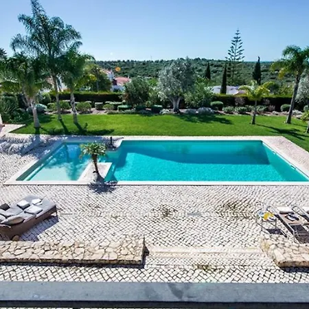 Pureza Elegant And Luxurious 6 Bedroom With Cinema Games And 2 Pools פורטימאו