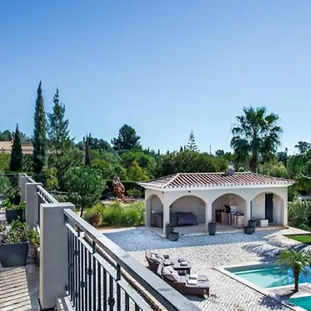 Villa Pureza Elegant And Luxurious 6 Bedroom With Cinema Games And 2 Pools *
